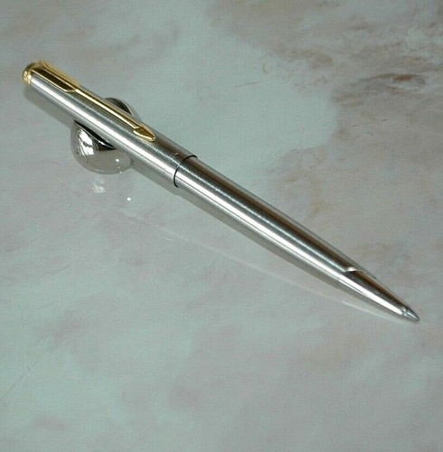 Magnifique stylo bille - bille, parker