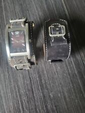 montre guess    collection homme très bon état