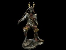 Figurine de samouraï japonais