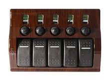 Panneau Acajou Avec 5-Taste de