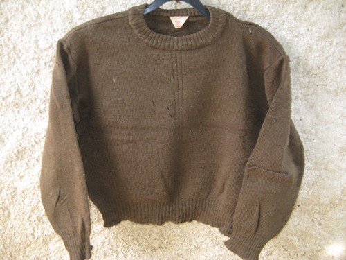 Pull chandail troupe daté - ,