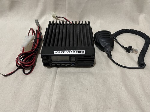 Icom a110 aircraft radio - ic-a110,