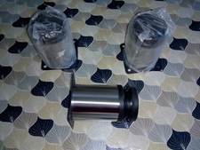 3 pieds de meuble inox neuf