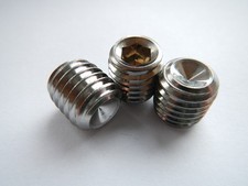 Grub Vis Acier Inoxydable m2