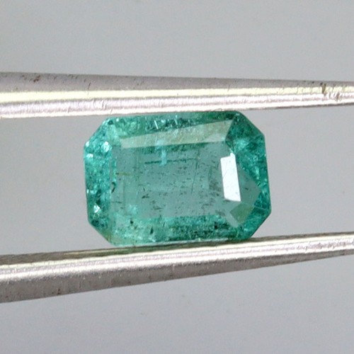 émeraude coupe naturel - coupe,