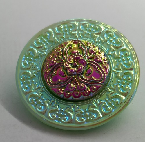 Magnifique grand bouton - grand,