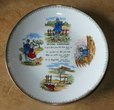 ASSIETTE DECORATIVE EN