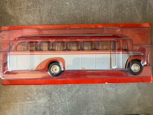 Autobus autocars du monde - /,