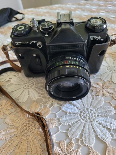 Zenit appareil photo reflex - em,