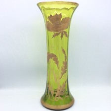 Grand vase cristal soufflé coloré vert olive émaillé doré Baccarat Art Nouveau