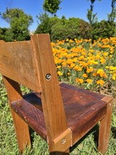 Paire de chaises modèle S24