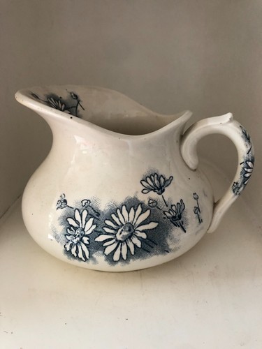 Ancien beau broc de - et,