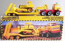 Joustra Ceji Revell Digger Dan's Camion 6x6 et Remorque Surbaissée avec Bulldoze