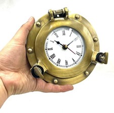 Horloge murale ancienne en