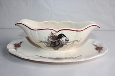 Saucière à plateau en