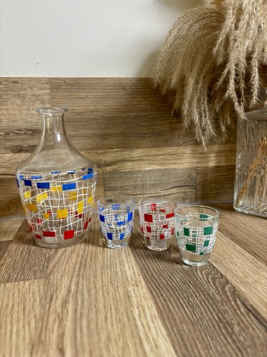 Vintage carafe ses verres - et,