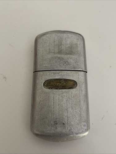 Ancien briquet - ancien,