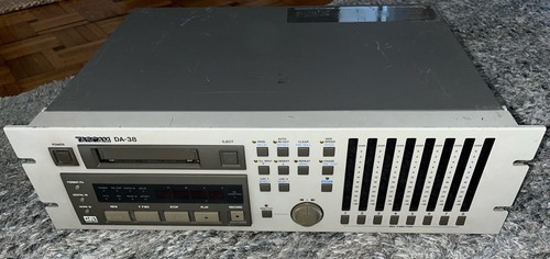 Tascam da38 pistes sur - /,