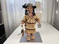 Poupée d'artiste poupée en porcelaine 40 cm. Excellent état.