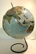 Gros Globe terrestre en relief- Mappemonde ancienne - Très bel état année 60-70 