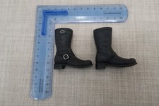 HOT TOYS - DX 10 - T 800 - TERMINATOR - PAIRES DE BOTTES MOTO - TBE - 1/6