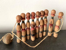 ANCIEN JEU DE 9 QUILLES/ 1