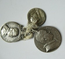 3 X MÉDAILLE RELIGIEUSE PAPE