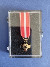 CROIX DE LA VALEUR MILITAIRE - réduction - (avec sa boite)