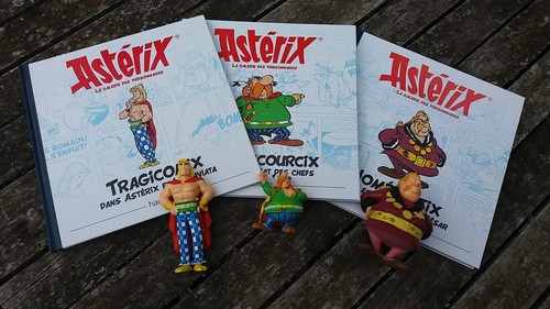 Lot figurines avec leurs - 3,