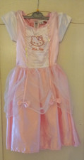 Déguisement princesse Hello kitty 7-8 ans + serre tête  très bon état