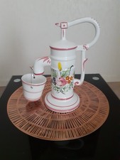 Pompe à eau en porcelaine avec son seau - décoration vintage - Hauteur 31 cm
