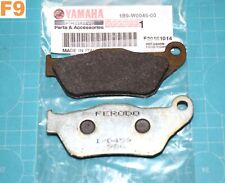 2 plaquettes de frein avant