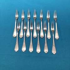 1 fourchette à escargots