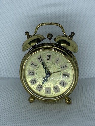 Réveil mécanique vintage - , –