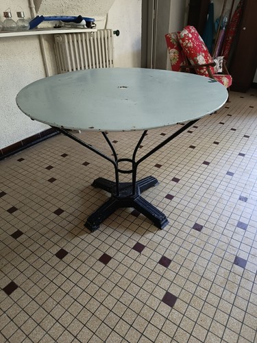 Grande table ronde - grande,