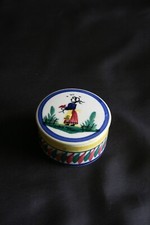 Bonbonnière en faïence de