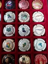 LOT DE 9 CAPSULES DE CHAMPAGNE