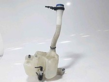 Reservoir lave-glace avant