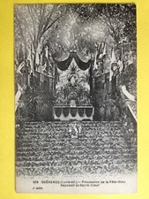 cpa 44 - GUERANDE PROCESSION de la FETE-DIEU Reposoir du Sacré-Coeur Drapeaux