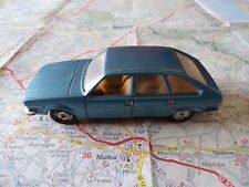 RENAULT 30 TS BLEUE SOLIDO REF 30 1/43 Avec défauts