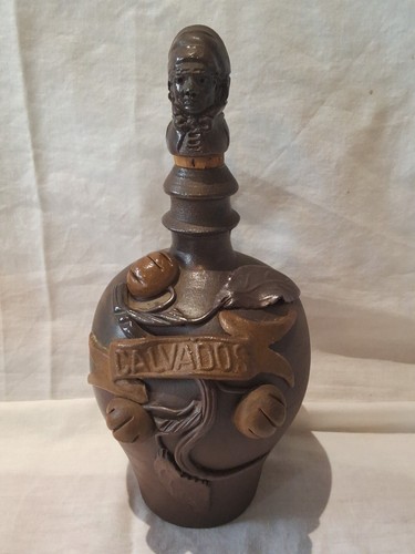 Bouteille céramique du - en,