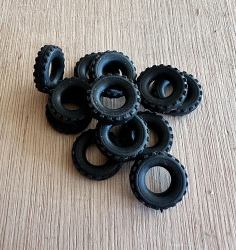 Lot pneus bande - 12,