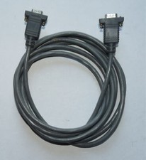 Câble informatique ou électronique - 8 fils - Prises DE-9 mâles