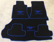 Tapis de Voiture Sol Coffre Ensemble Pour Ford MUSTANG Cabriolet Bleu 2015 5tlg