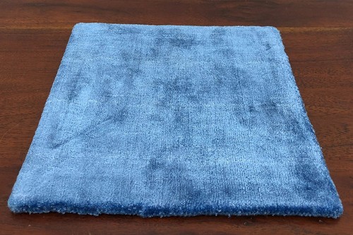 Viscose handmade table tapis - viscose,