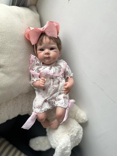 Skin reborn baby doll - 18",