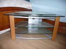 Table TV d'angle structure acier et quatre plateaux en verre dont un tournant  