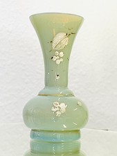 Ancien Vase Opalescent