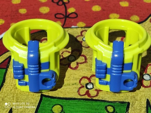 Playmobil animaux jaunes - x2,