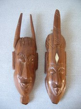 Lot de 2 masques africains en bois de 21,7 cm et 21,3 cm 